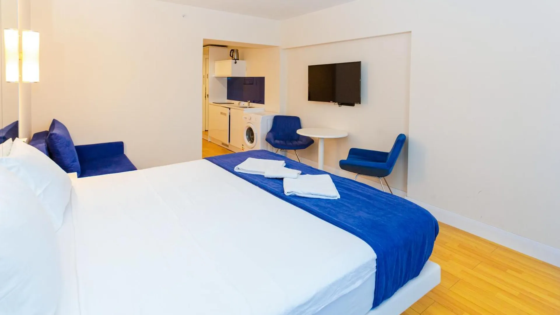 Orbi City Best Location Apartments Batumi 0*,