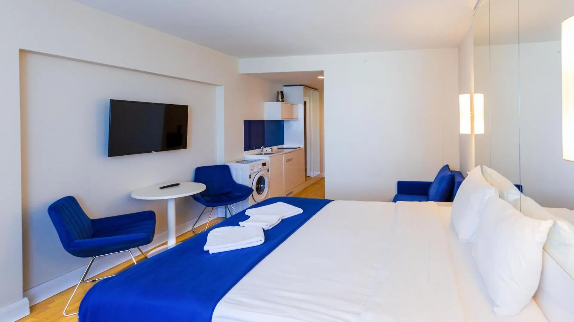 Orbi City Best Location Apartments Batumi