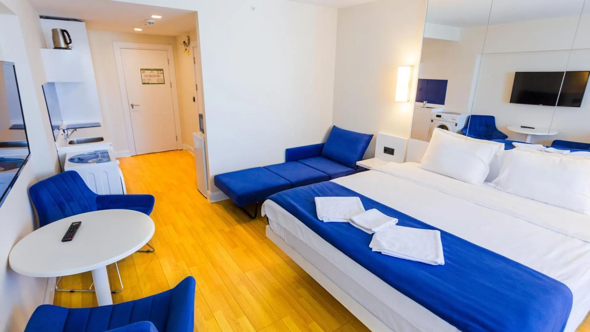 Orbi City Best Location Apartments Batumi 0*,